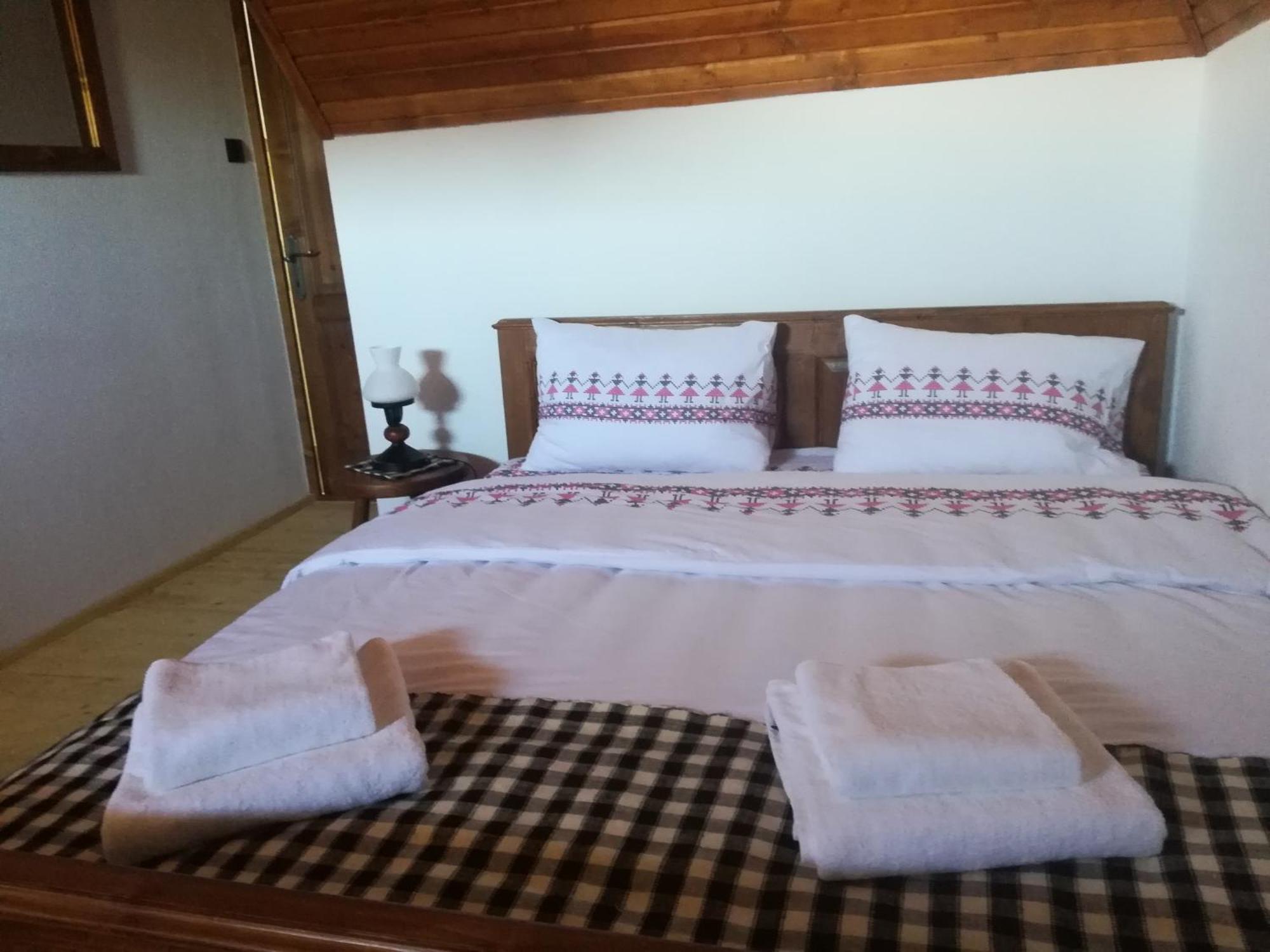 Casa Din Susani Calinesti  Quarto foto
